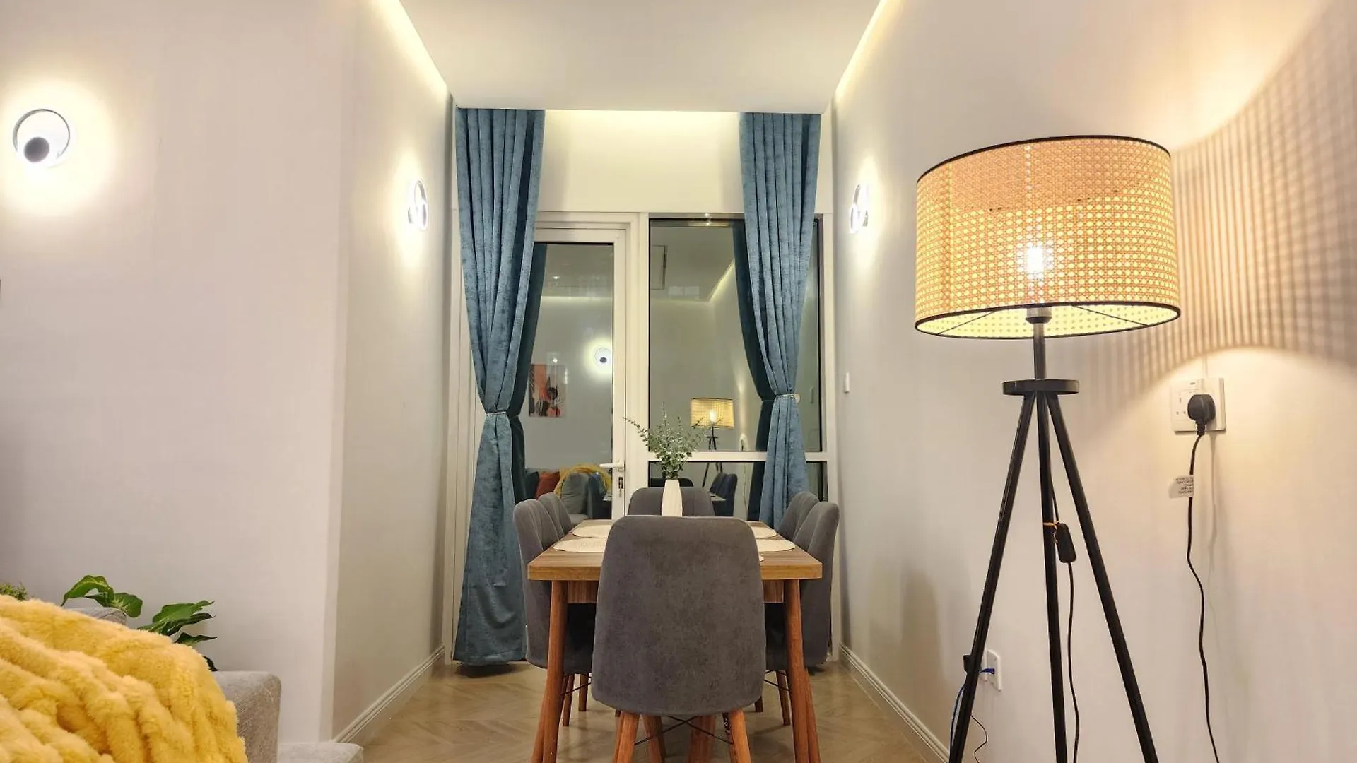 Apartment In Dubai Marina