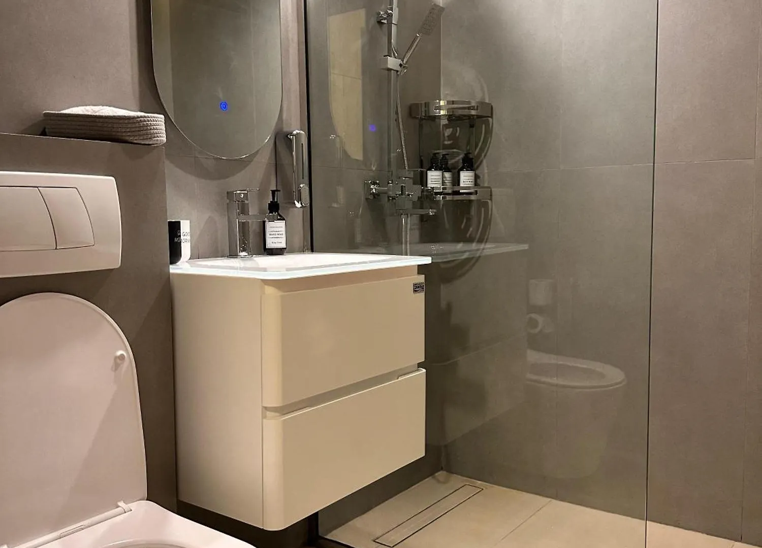Apartment In Dubai Marina